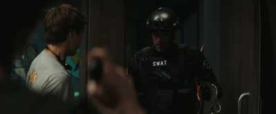 I'm not armed.
Everything's fine. - On the Line