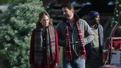 I'm... not exactly the most organized. - Our Holiday Story