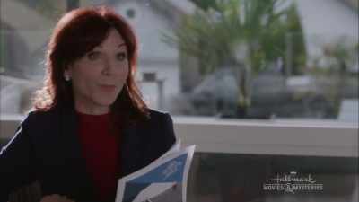 I'm not going to collapse
because John wanted - Last Scene Alive: An Aurora Teagarden Mystery