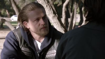 I'm not going to hurt you. - Sons of Anarchy