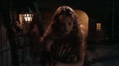 I'm not going in there. - Alice in Wonderland