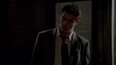 - I'm not going. - The Wire