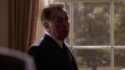 I'm not going to the bunker. - The West Wing