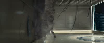 I'm not gonna fight you. - Insurgent