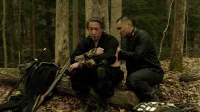 I'm not gonna hurt you. - Dark Matter