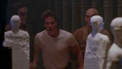 I'm not gonna let her die! - Nightbreed