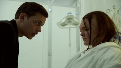 I'm not gonna let her worm
her way back in, OK? - Hemlock Grove