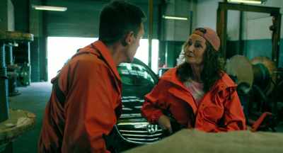I'm not gonna
punch you in the face, - The Clean Up Crew