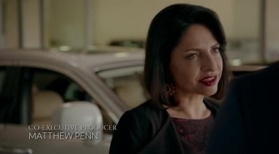 - I'm not so gracious.
- I understand. - Queen of the South