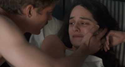 - I'm not leaving alone.
- You're not going to be alone. - Curiosa