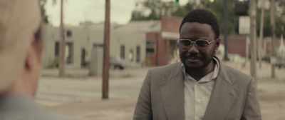 I'm not looking for a fill-up.
Mr. Ellis? - The Best of Enemies