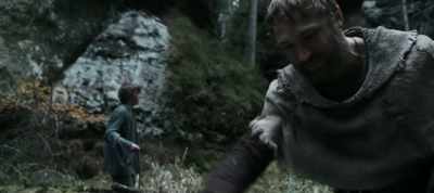 I'm not lying, he's coming down. - Medieval