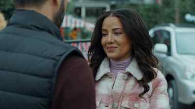 I'm not ready
for this to end, but... - Christmas Under the Lights