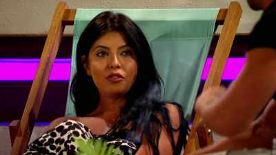 ‐I'm not rude.
‐NATHAN: I've done
nothing wrong - Love Island