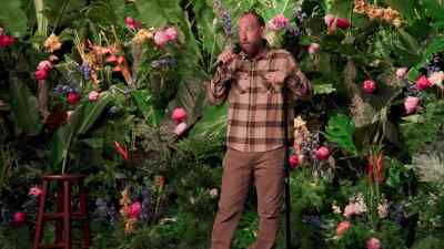 I'm not saying
it doesn't matter to anybody, - Ari Shaffir: America's Sweetheart