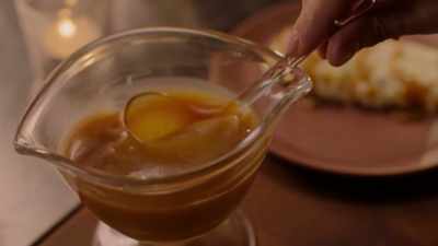 I'm not silver service so I
can't take them all on my arm, - Nigella: At My Table