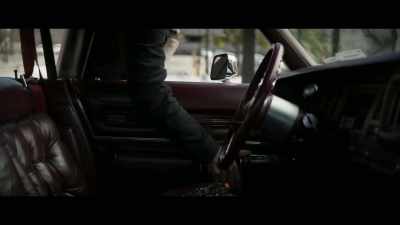 I'm not smashin' a '72 Challenger.
Come on. - Hawkeye