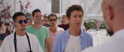 - I'm not strong.
- There we go. There we go. - Ibiza