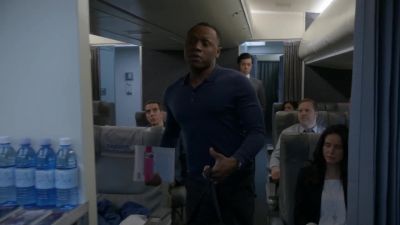 I'm not sure what's going on here,
but I need to be-- - iZombie