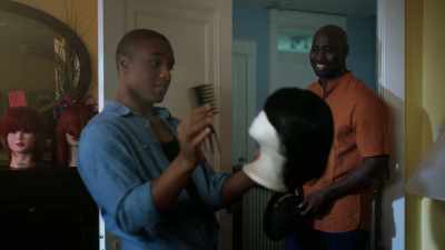 I'm not the best stylist, - Fighting to Be Me: The Dwen Curry Story