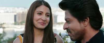 I'm not the type to dump my
fiancé for a tour guide. - Jab Harry Met Sejal