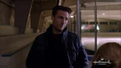 - I'm not trying to be funny. - Love on Ice