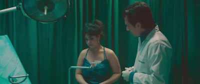 - I'm not wearing any.
- That's OK, come over here. - Beauty and the Dogs