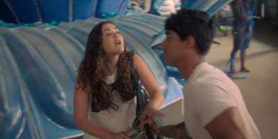 - I'm not!
- You're in my way. - An Unforgettable Year – Summer
