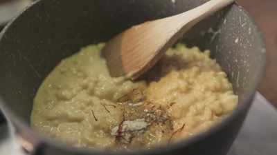 I'm now going to apply heat... - James May: Oh Cook!