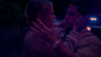 - I'm okay. I'm okay. - 12 Desperate Hours