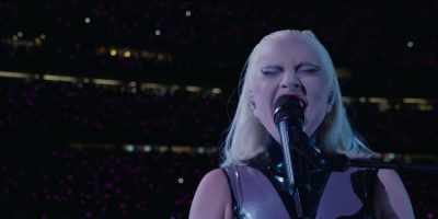 ♪ I'm on the edge of glory ♪ - Gaga Chromatica Ball