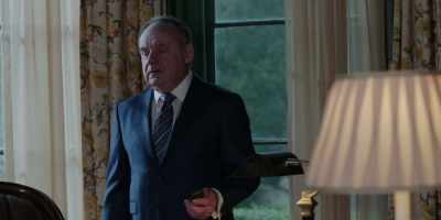 I'm on my way to you
right now. Just... let's talk. - The Good Fight