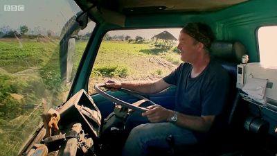 I'm over the River Kok
on our own bridge! - Top Gear