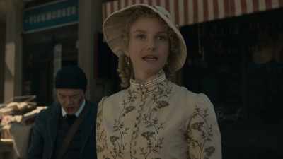 I'm Penelope Blake, Mayor Blake's wife, - Warrior