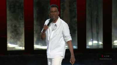 I'm pro right choice. I'm pro good choice.
I'm pro practical choice. - Chris Rock: Selective Outrage