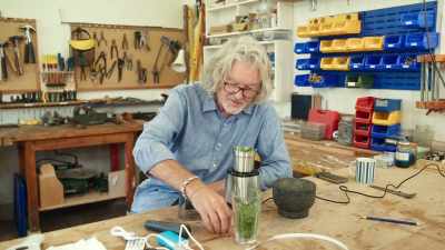 I'm putting the grass
in the coffee grinder. - James May and the Dull Men