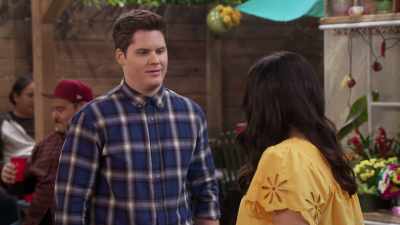 - I'm Q-Ball, 'cause
I'm white and hard. - Lopez vs Lopez