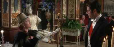 I'm queen of the world - The Unsinkable Molly Brown