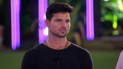 I'M REALLY HAPPY WITH THE
FRIENDSHIP WE'VE BUILT. - Love Island