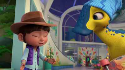 I'm Ridley. [chuckles] And I'm talking
to a dinosaur. And his tail. - Ridley Jones