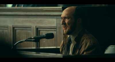 I'm scared right now, here.
With you in front of me. - Joker: Folie à Deux