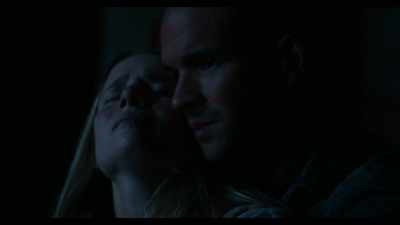 I'm scared. [sniffles] - Cellphone