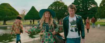 I'm searching for mine. - Mamma Mia! Here We Go Again