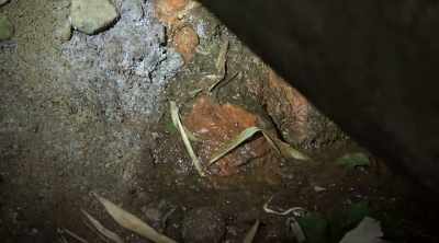 ‐ I'm seeing a rust
deposit that's running through - Lost Gold of World War II