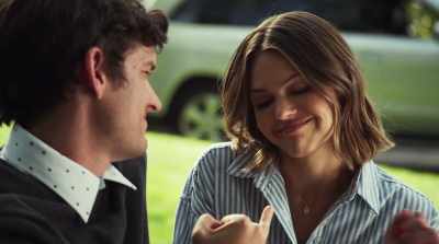 - I'm serious, babe.
- I-I'm serious. I promise. - Guest House
