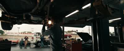 - I'm Shannon. - Drive