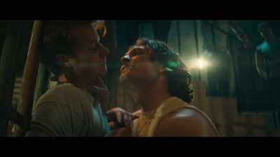 "I'm sizzy." - The Crusades