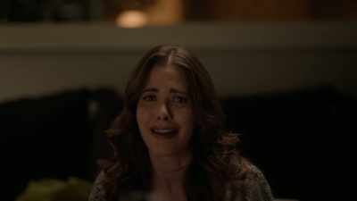 -I'm somebody else. Um... -It's okay. - Twisted Neighbor