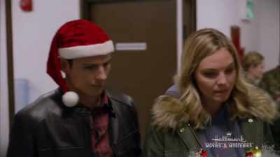- I'm sorry about your dog, Grace.
- Thanks. - A Veteran's Christmas