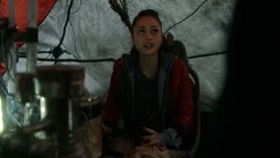 I'm sorry about your mom. - The 100
